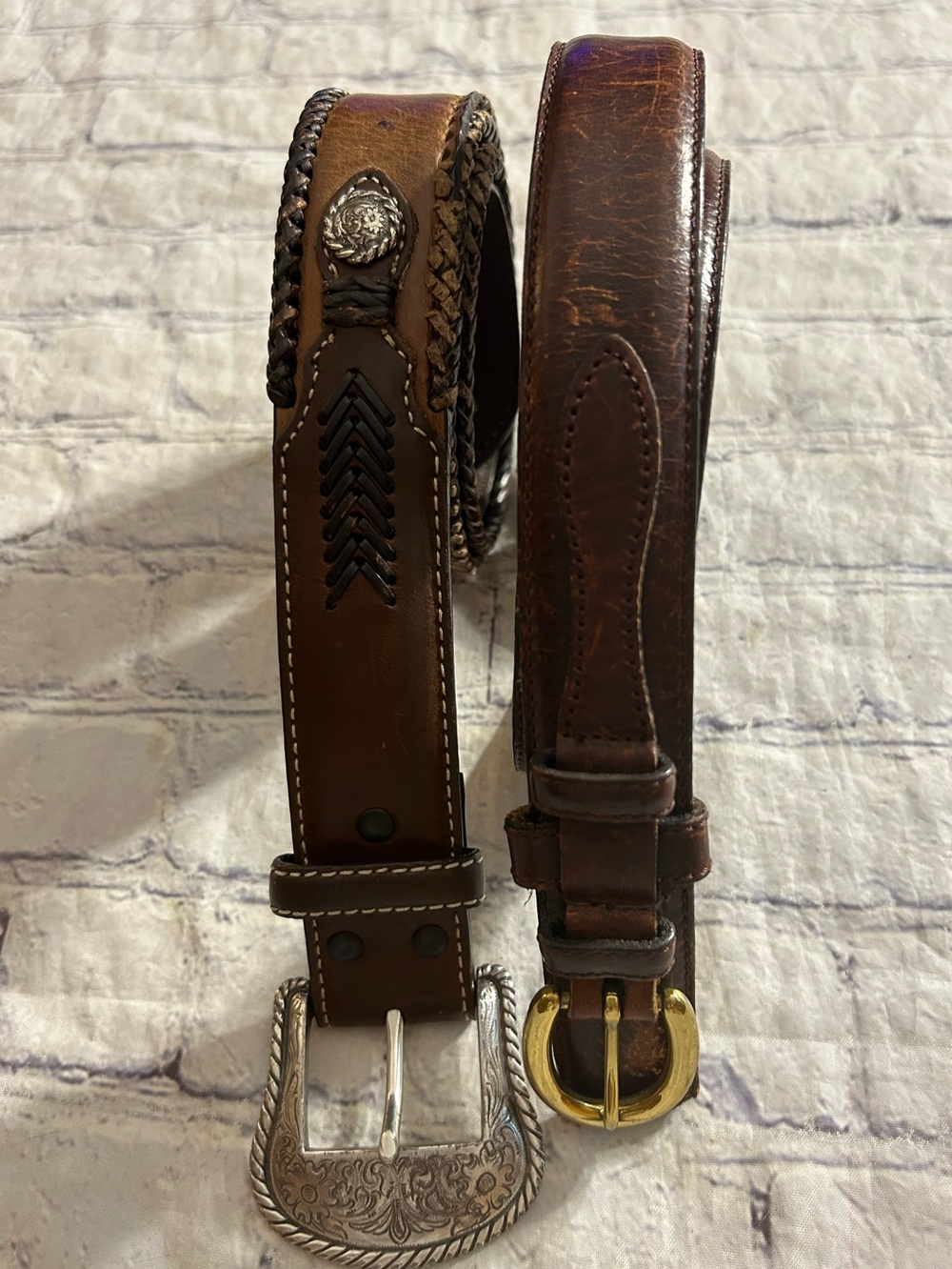 NOCONA BELT CO.WESTERN LEATHER BELT 42 & BROWN WESTERN LEATHER BELT 42 MENS